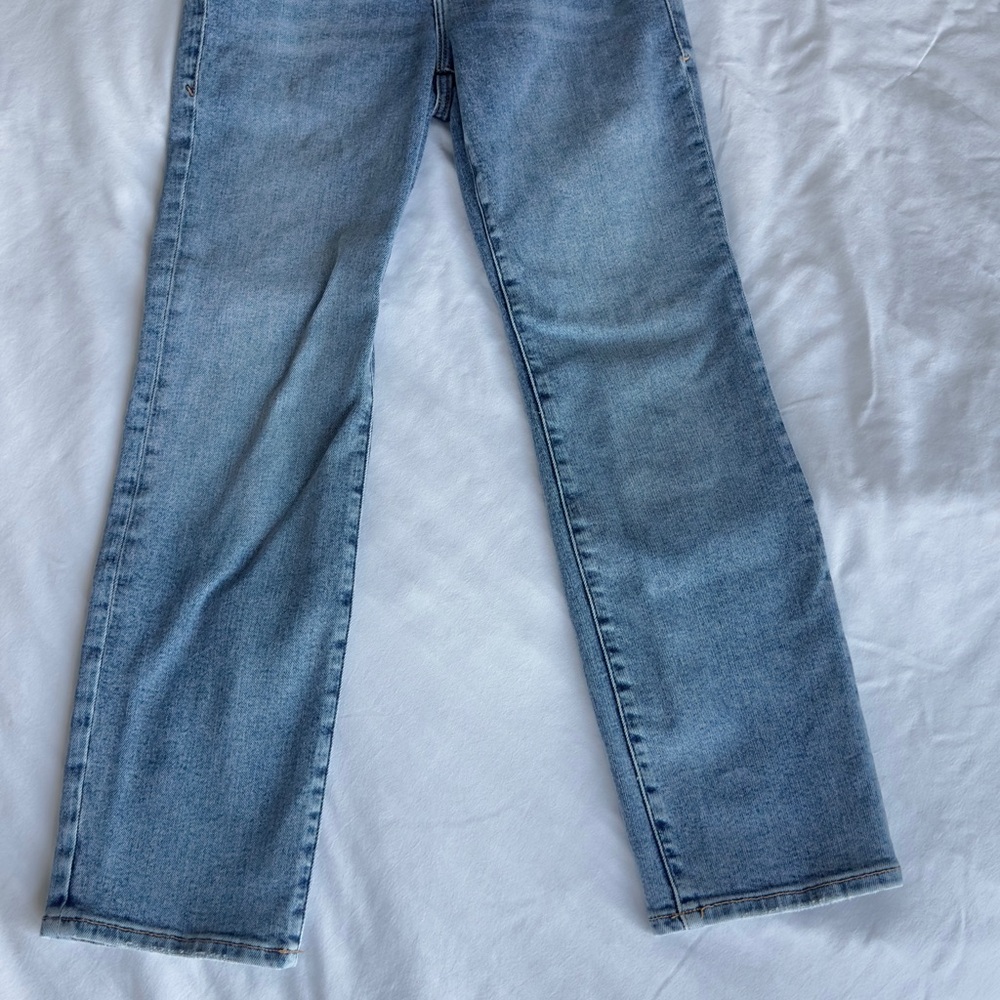 Good American Light Blue Denim Jeans